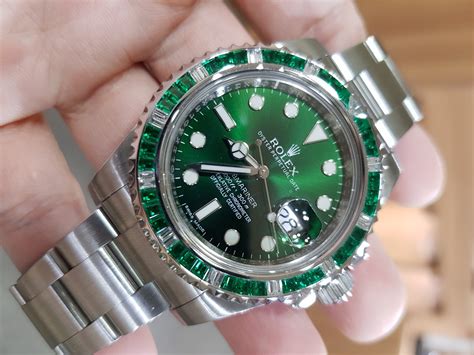 emerald green submariner rolex